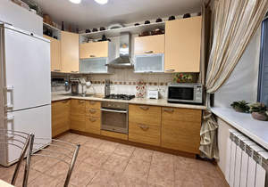 2-к квартира, вторичка, 58м2, 3/5 этаж