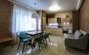 2-к квартира, вторичка, 72м2, 3/10 этаж