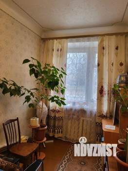 3-к квартира, вторичка, 54м2, 1/3 этаж