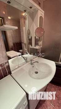 3-к квартира, вторичка, 67м2, 9/10 этаж