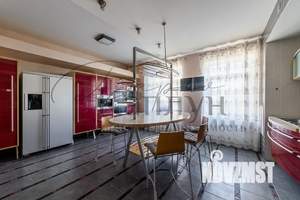 5-к квартира, вторичка, 290м2, 3/5 этаж