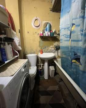 2-к квартира, вторичка, 43м2, 1/5 этаж