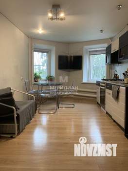 3-к квартира, вторичка, 99м2, 1/10 этаж