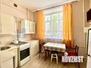 2-к квартира, вторичка, 56м2, 1/5 этаж