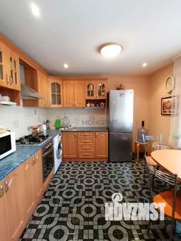 2-к квартира, вторичка, 52м2, 1/9 этаж