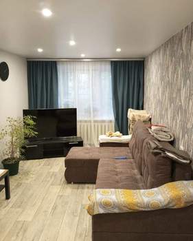 3-к квартира, вторичка, 63м2, 1/5 этаж