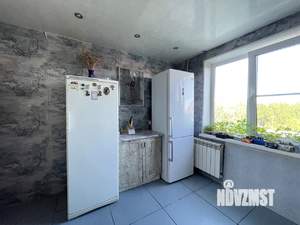 4-к квартира, вторичка, 102м2, 1/9 этаж