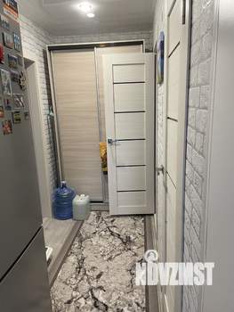 2-к квартира, вторичка, 52м2, 1/3 этаж