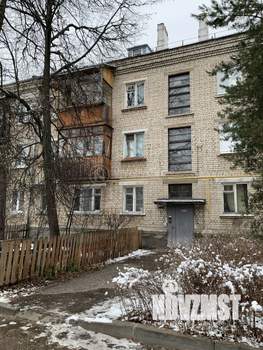 2-к квартира, вторичка, 43м2, 3/3 этаж