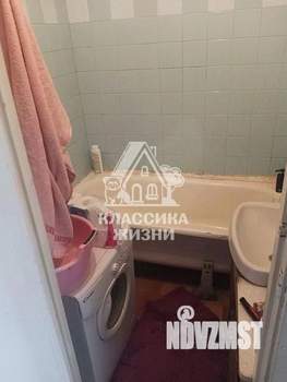 2-к квартира, вторичка, 50м2, 9/9 этаж