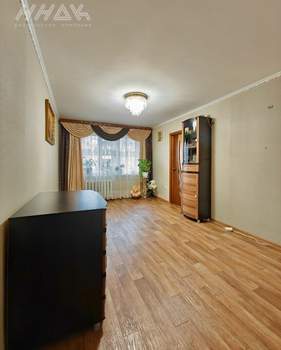 3-к квартира, вторичка, 57м2, 1/5 этаж