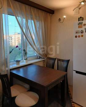 3-к квартира, вторичка, 63м2, 7/9 этаж