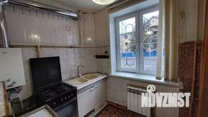 2-к квартира, вторичка, 42м2, 1/3 этаж