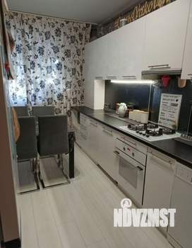 2-к квартира, вторичка, 53м2, 1/3 этаж