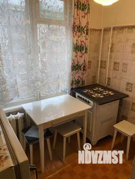 3-к квартира, вторичка, 61м2, 3/5 этаж