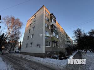2-к квартира, вторичка, 38м2, 1/5 этаж