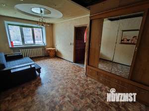 2-к квартира, вторичка, 37м2, 1/5 этаж