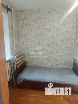 2-к квартира, вторичка, 42м2, 1/4 этаж