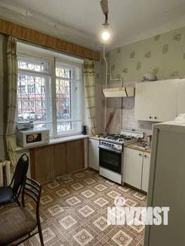 3-к квартира, вторичка, 65м2, 1/5 этаж