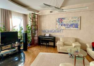 3-к квартира, вторичка, 138м2, 3/5 этаж