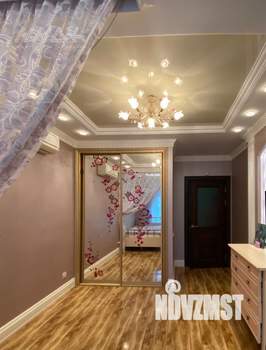 4-к квартира, вторичка, 118м2, 2/10 этаж