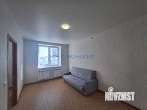 2-к квартира, вторичка, 43м2, 1/8 этаж