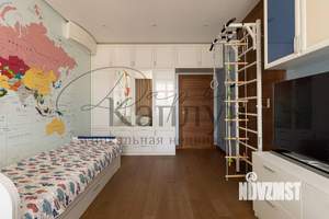 4-к квартира, вторичка, 147м2, 5/8 этаж