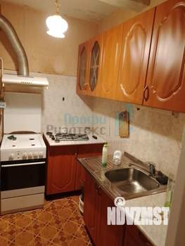 2-к квартира, вторичка, 34м2, 1/4 этаж