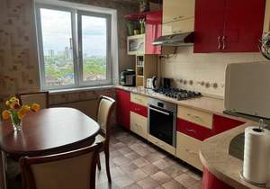 4-к квартира, вторичка, 84м2, 10/10 этаж