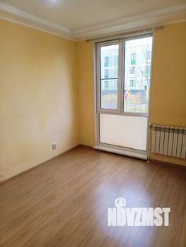 2-к квартира, вторичка, 54м2, 1/3 этаж