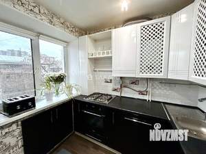 2-к квартира, вторичка, 42м2, 4/5 этаж