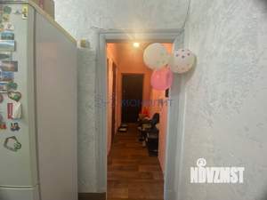 3-к квартира, вторичка, 52м2, 1/3 этаж