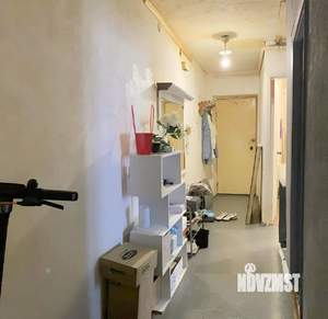 3-к квартира, вторичка, 60м2, 1/9 этаж