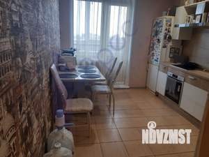 2-к квартира, вторичка, 61м2, 8/18 этаж