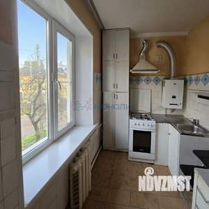 3-к квартира, вторичка, 63м2, 2/2 этаж