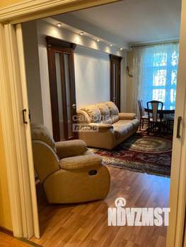 3-к квартира, вторичка, 77м2, 5/5 этаж