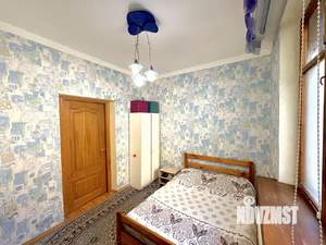 4-к квартира, вторичка, 79м2, 1/3 этаж