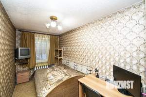 2-к квартира, вторичка, 44м2, 1/4 этаж