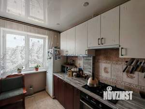 3-к квартира, вторичка, 63м2, 8/9 этаж