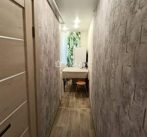 2-к квартира, вторичка, 42м2, 1/5 этаж