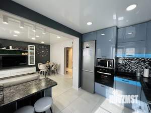 4-к квартира, вторичка, 76м2, 8/9 этаж