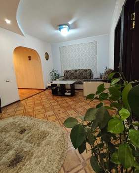 4-к квартира, вторичка, 62м2, 4/5 этаж