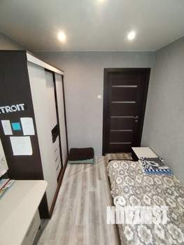 4-к квартира, вторичка, 58м2, 2/4 этаж