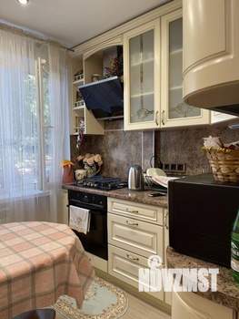 3-к квартира, вторичка, 63м2, 1/9 этаж