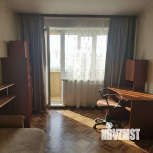 3-к квартира, вторичка, 56м2, 9/9 этаж