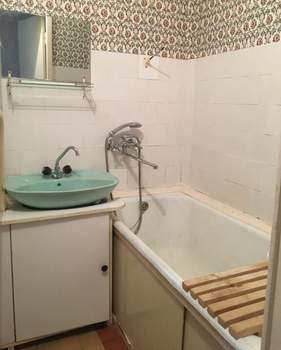 3-к квартира, вторичка, 63м2, 3/5 этаж