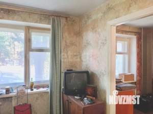 2-к квартира, вторичка, 43м2, 1/4 этаж