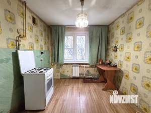 2-к квартира, вторичка, 50м2, 1/10 этаж