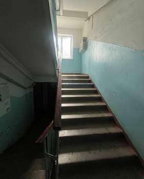 2-к квартира, вторичка, 43м2, 1/5 этаж