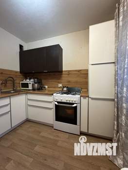 2-к квартира, вторичка, 52м2, 1/10 этаж